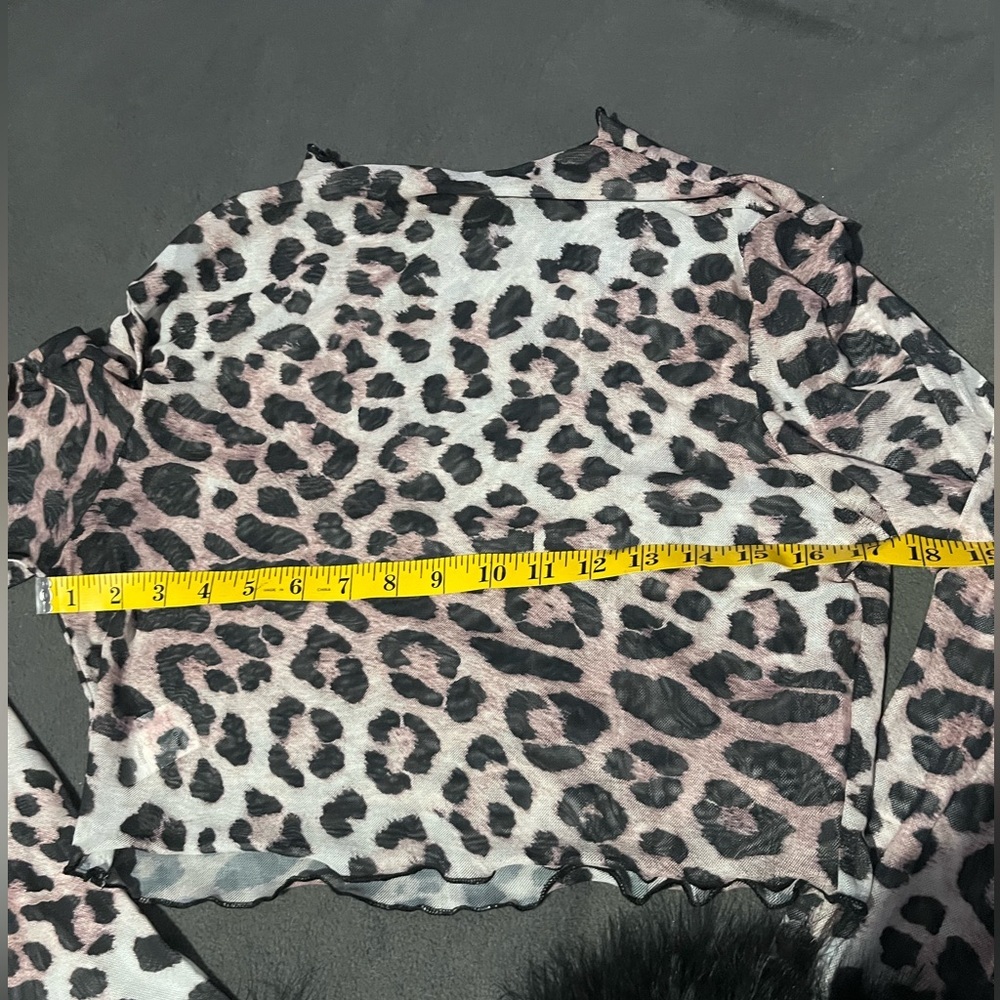 SHEIN Leopard Fuzzy Cuff Lettuce Trim Mock Neck Crop Mesh Top - Picture 8 of 9